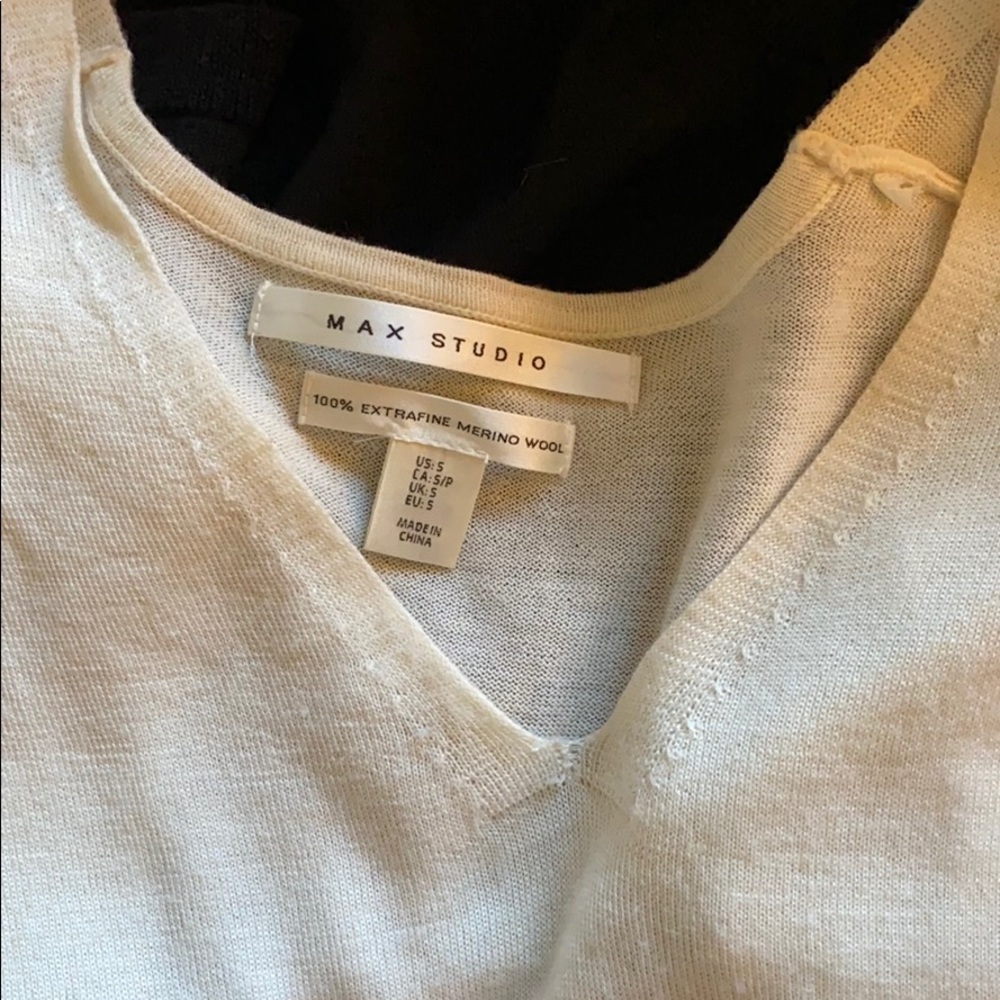 Max Studio Sweater - image 3